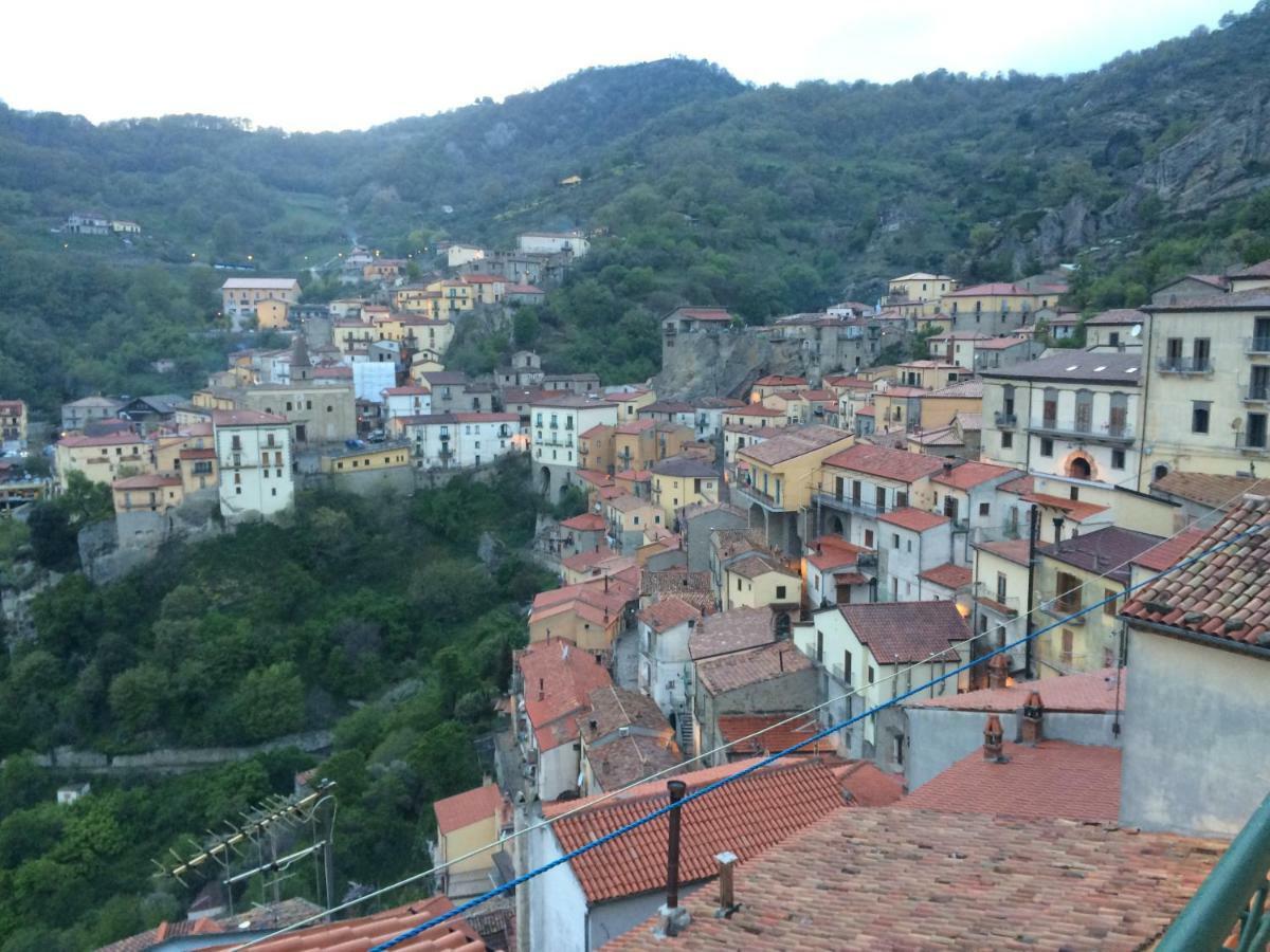B&B Al Castello カステルメッツァーノ エクステリア 写真